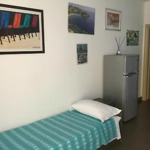 Stationhouse Apartment